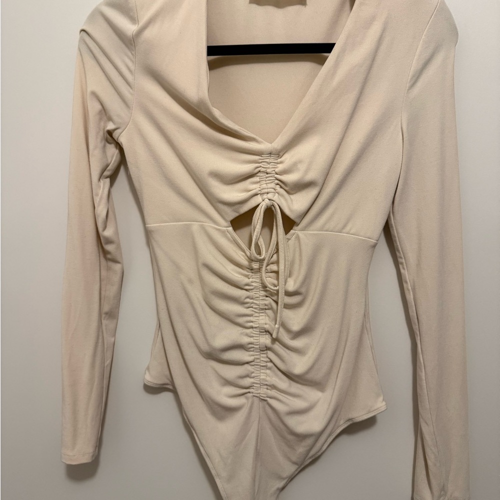 Astr Cream Long-Sleeve Ruched Tie-Front Bodysuit